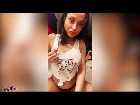 ❤️ Згодна бујна жена ја оттргнува пичката и ги милува нејзините огромни цицки во влажна маица ❤️ Анално порно на порно mk.canalblog.xyz ❌️