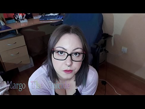 ❤️ Секси девојка со наочари длабоко го цица дилдото на камерата ❤️ Анално порно на порно mk.canalblog.xyz ❌️